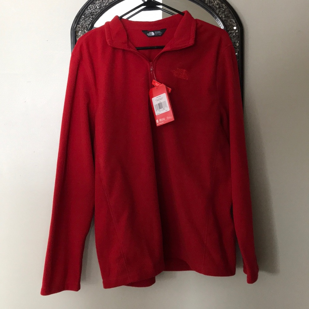Men’s North face pull over fleece sweatshirt